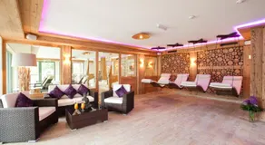 Junior suite, shower and bath tub - Image 4