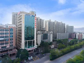 Vienna Hotel Shenzhen Buji Metro Station - Image 3