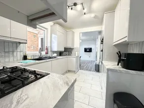 New and stylish home - Image 3