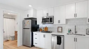 Awesome Alberta Arts Apt Quiet & Walkable - Image 4