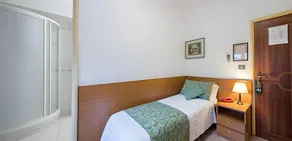 Hotel Astor Victoria - Image 4