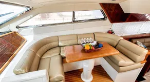 Captain Cangrejo Yacht - Image 3