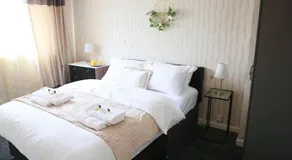 Luxurious Bedworth Exhall, House - Image 2