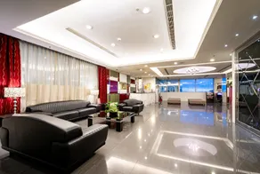 Yoyo Hotel - Image 2