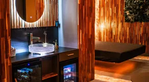 Coco Suite Private Jacuzzi Prague Center - Image 2