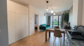 Lagoon Park Apartments with Beach View - Image 5