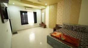 Hotel Pawar Palace And Restaurant - Image 5