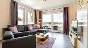 Apartamento vacacional con sauna, jardín y terraza - Image 2