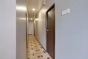 FabHotel Comfort Stay - Image 3
