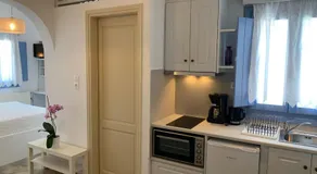 Dolphin Studios - Image 3