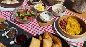 Helga's Guesthouse - Image 5