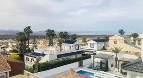 Villa with super swimming pool - Image 3