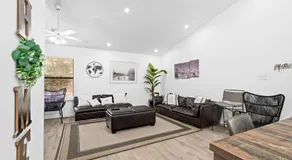 Spacious Family Home in Round Rock w Private Yard - Image 5