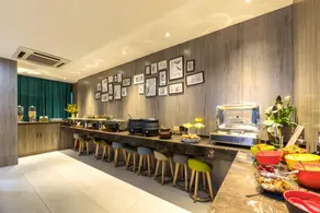Home Inn Neo Yancheng Dafeng Renmin South Road Pedestrian Street - Image 4