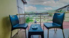 Berry Fresh Stays Mahabaleshwar With Pool - Image 3