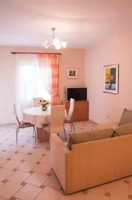 Apartment KarolinaS A2-Green Novalja, Island Pag - Image 5