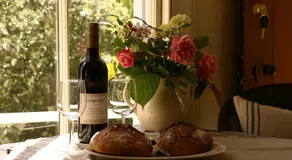 Bluff Hill Bed & Breakfast - Image 4