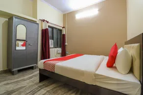 OYO Flagship 49061 Dev Hotel & Restaurant - Image 2