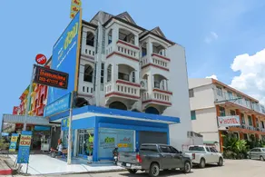 OYO 1000 Maetang Hotel - Image 1