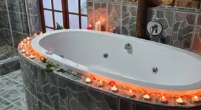 Ay Jay's Guesthouse - Image 3