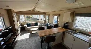 52 Sherringham Way - Image 3