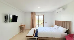 Stay with US - Image 2