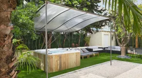 VILLA DES PERGOLAS -6 Bdrs - 5 bathrs -Parking -Jardin -JACUZZI -TRAMstation , 10 min beach - Image 5