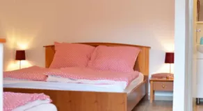 Neuhercz Apartmanok Halászi - Image 2