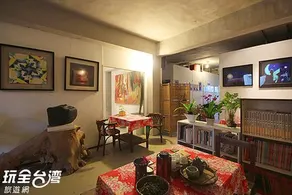 Museum Traveler's Guest House - Image 5