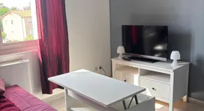 Studio tout équipé pour 2 a 15 minutes de valras plage - Image 2