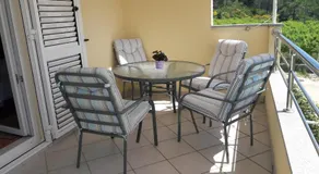 Apartment Jelena Podstrana - Image 3