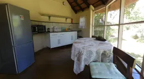 Kiaat Bungalows - Image 5