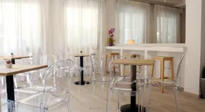 Hotel Helga - Image 5