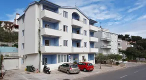 Apartment Gold - Image 5