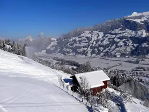 Apartment in Fügen near Hochzillertal Skiing - Image 1