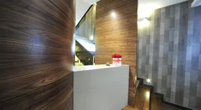 NV Luxury Suites & Spa - Image 4