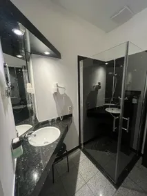 Haller Hotel Garni - Image 2