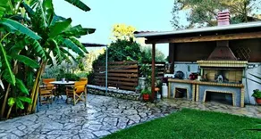 Athina - Image 1