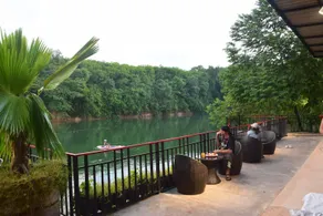 Lake View Resort - Image 3