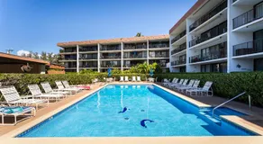 Beautiful Oceanview, Great Location Across the Beach - Image 3