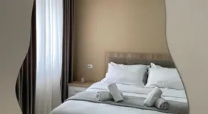 Albanian Bliss - Image 3