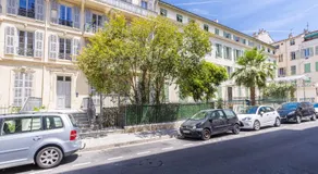 Luxury 3 Bdr Garden & Parking - Angels' Garden - Image 5