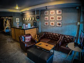84 Gallery - Image 4