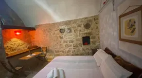 Guest House Antique - Image 2