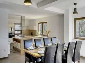 Villa in Rovinj with Private Pool and Sea Nearby - Image 4