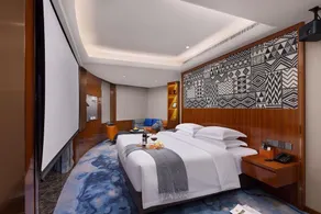 See City · Yunyi High Altitude Hotel (Guiyang Jiaxiu Building Minsheng Road Branch) - Image 2