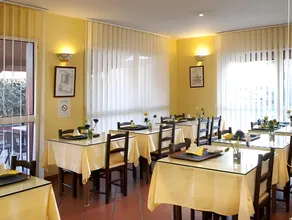 Hôtel Hexagone Mont-de-Marsan - Image 2
