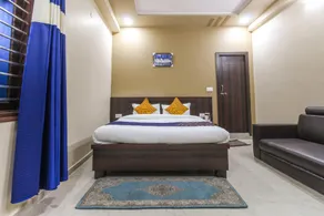 OYO 65287 Ns Guest House - Image 3