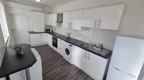 Sunderland 4 Bedroom House - Image 3