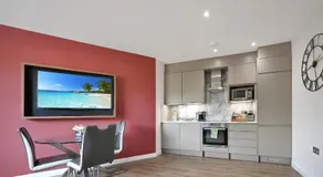 Milburn Inn - Image 2